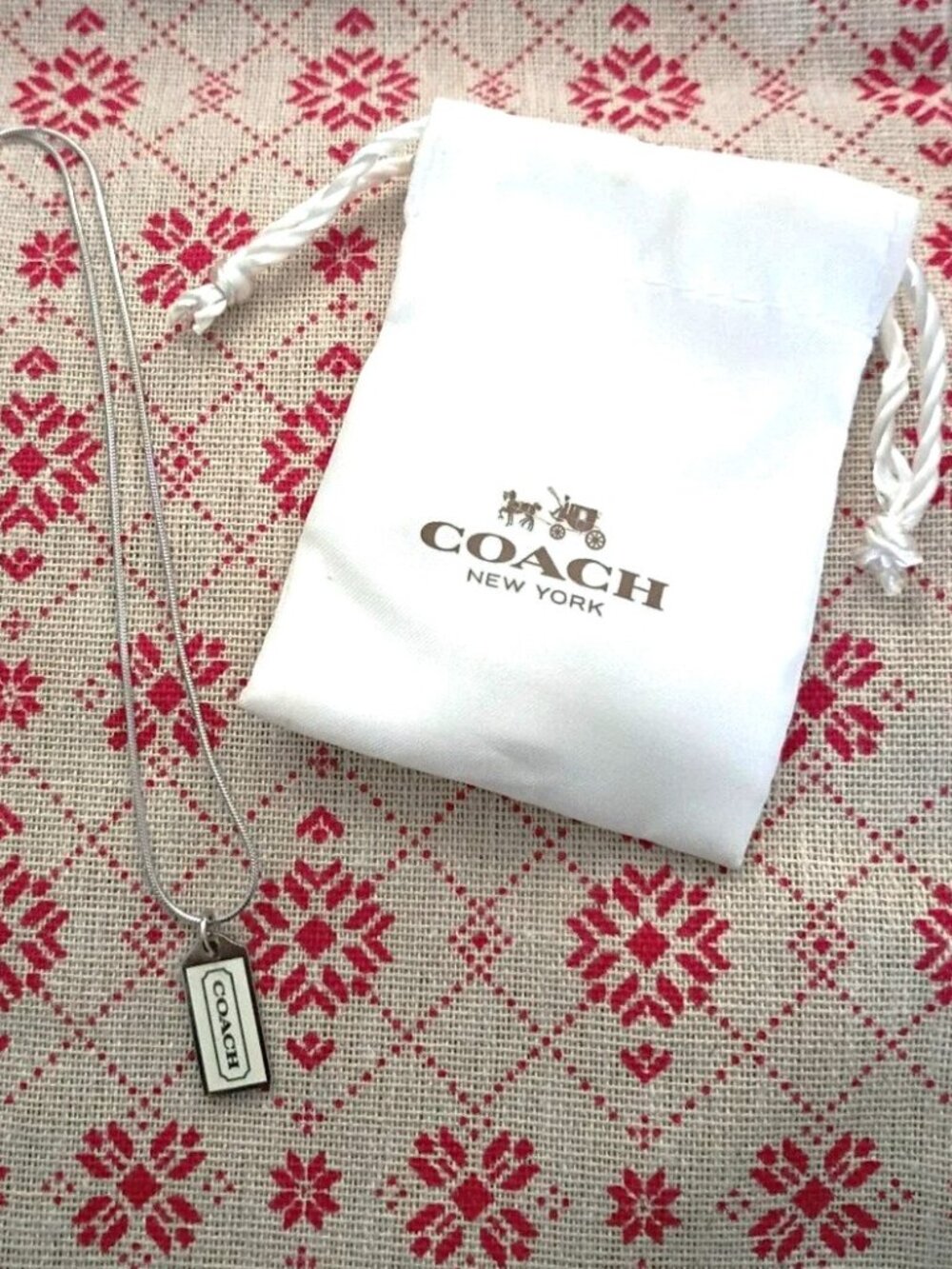 ❤️COACH WHITE ENAMEL PENDANT 925 ITALY STERLING CHAIN NECKLACE +Drawstring Pouch